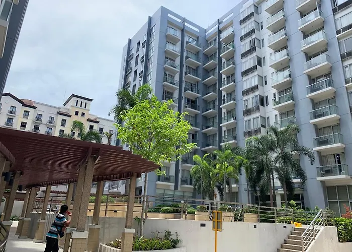 Apartment: Resorts World Condo